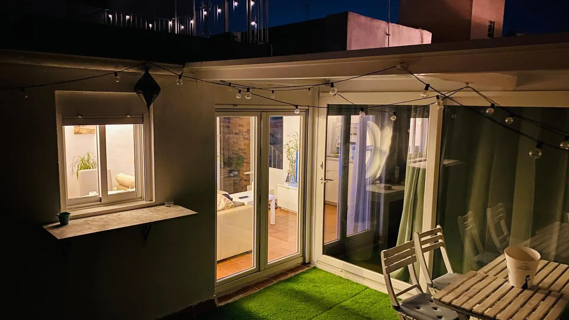 Atico Cadiz Suite location